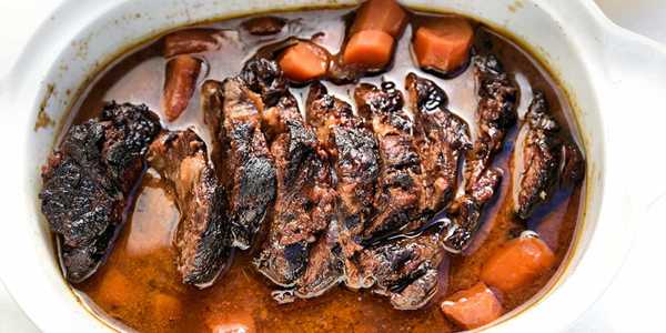 Brisket: A Slow Cooker's Delight